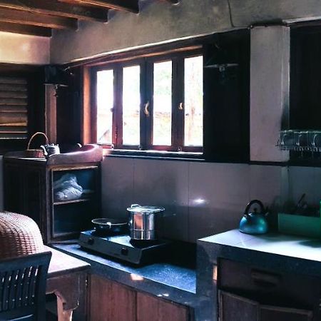 Happy Ria Homestay & Guesthouse Bukit Lawang Eksteriør bilde